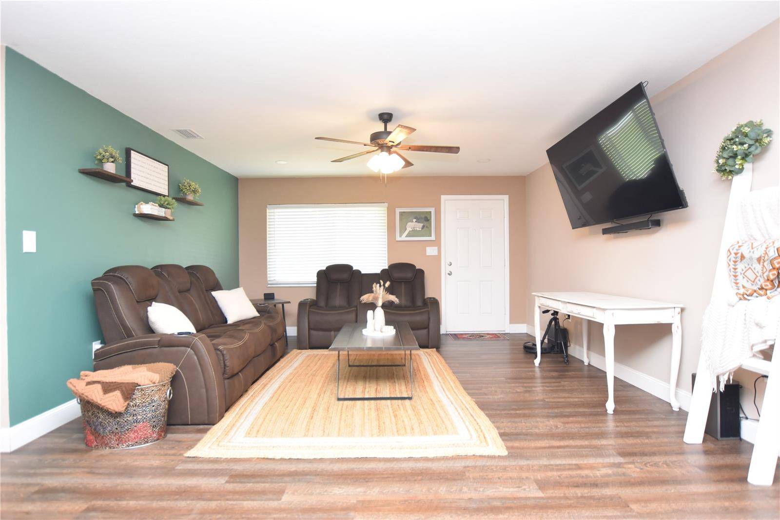 Lakeland, FL 33810,5732 SAWYER RD