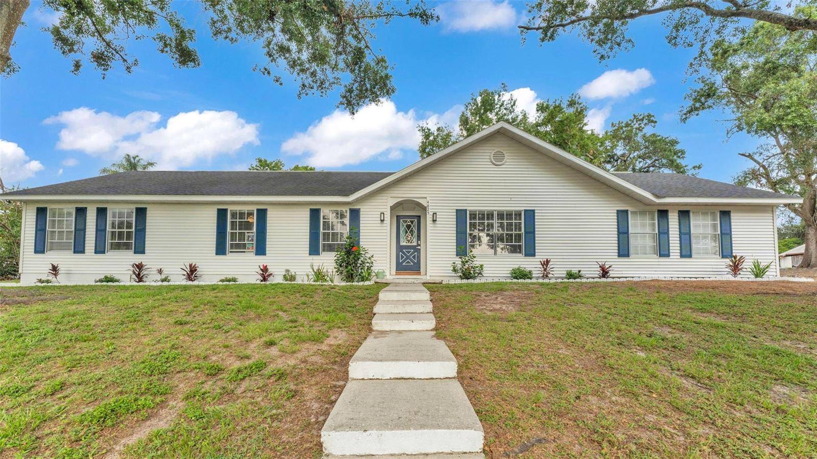 Lakeland, FL 33813,4825 FOXRUN