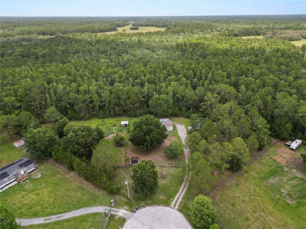 Polk City, FL 33868,8652 CROSS CREEK RD