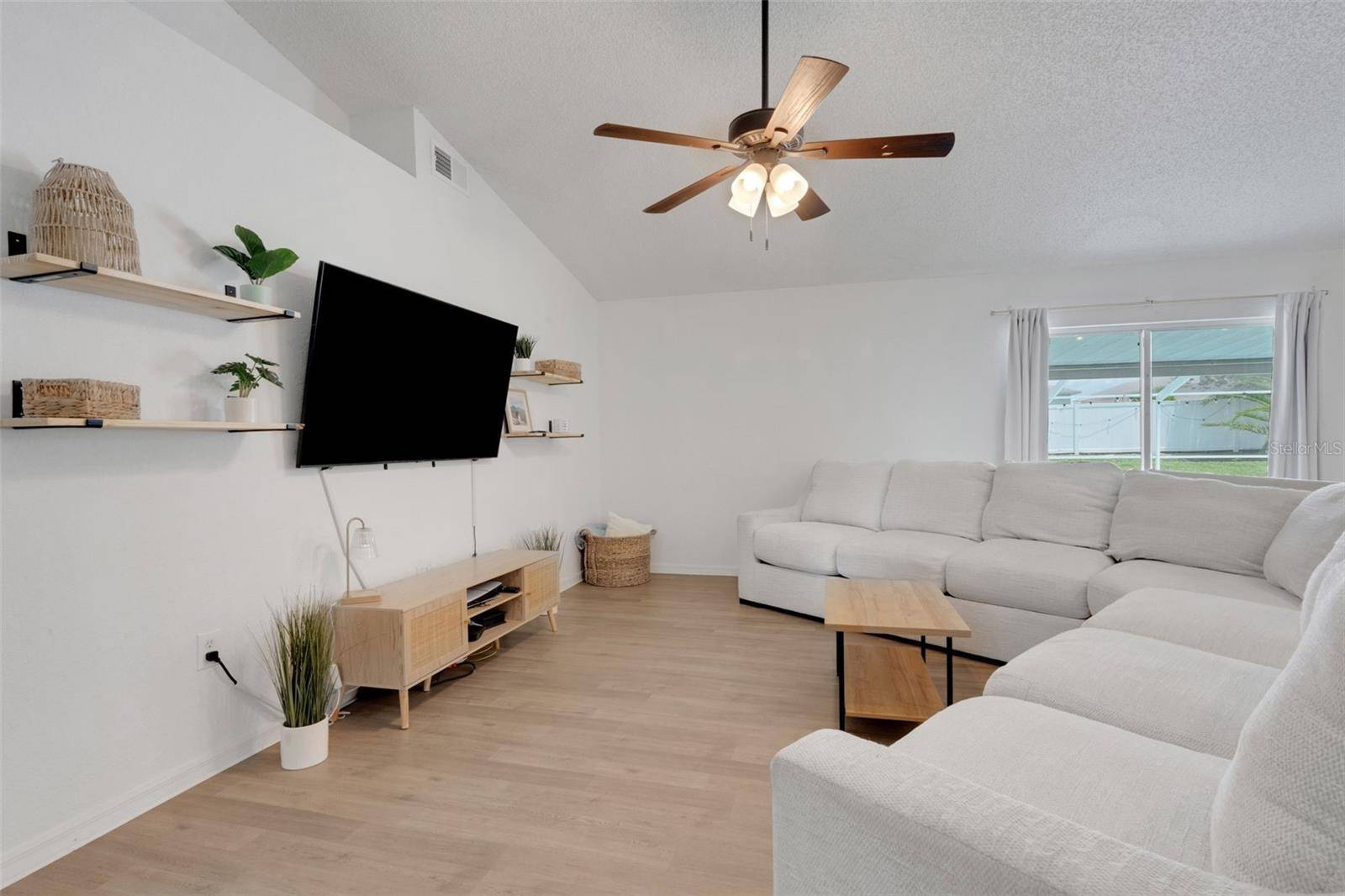 Lakeland, FL 33810,7642 HABERSHAM DR