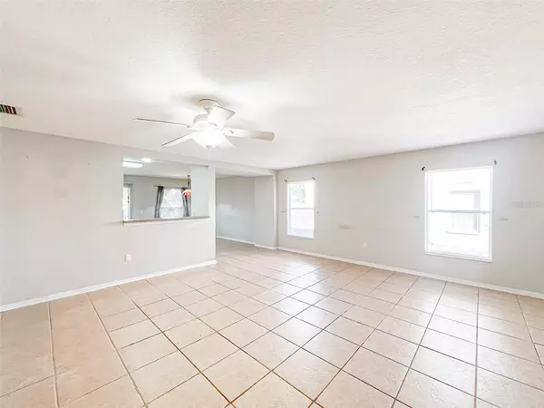 Lakeland, FL 33810,7337 HUNTERS GREENE CIR