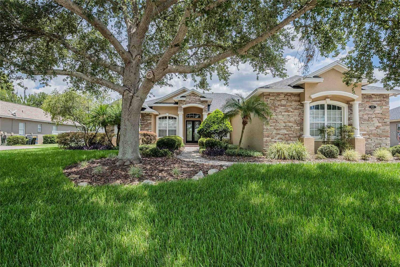2026 INDIAN SKY CIR, Lakeland, FL 33813
