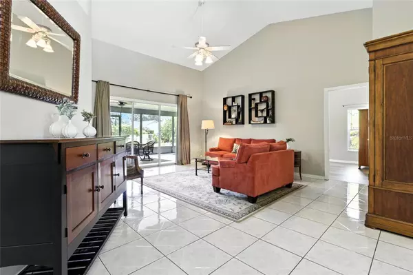 Lakeland, FL 33813,6410 BEECHNUT DR