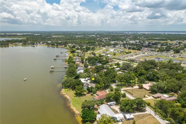 Winter Haven, FL 33880,18 AQUALANE DR