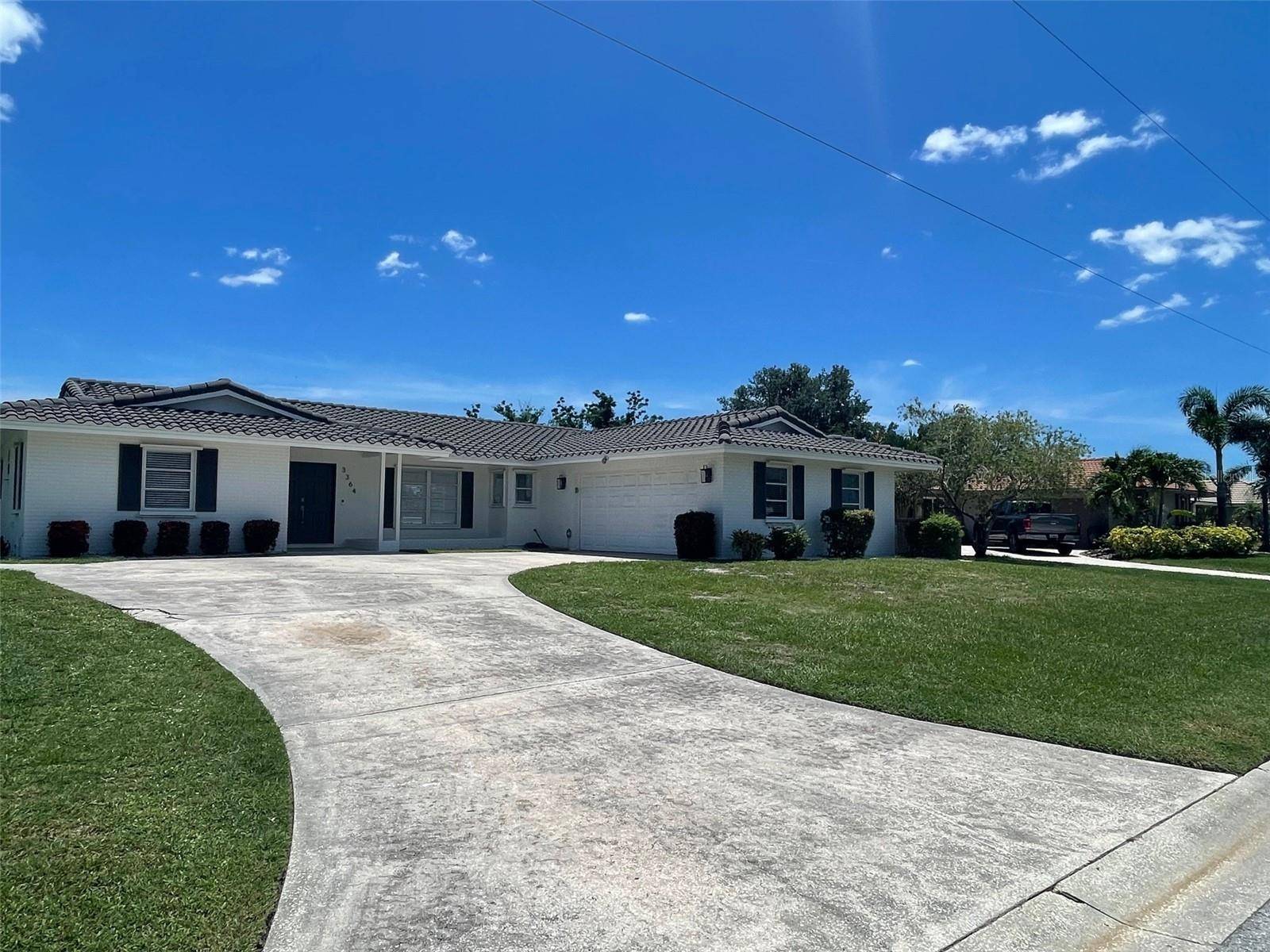3364 ESPANOLA DR, Sarasota, FL 34239