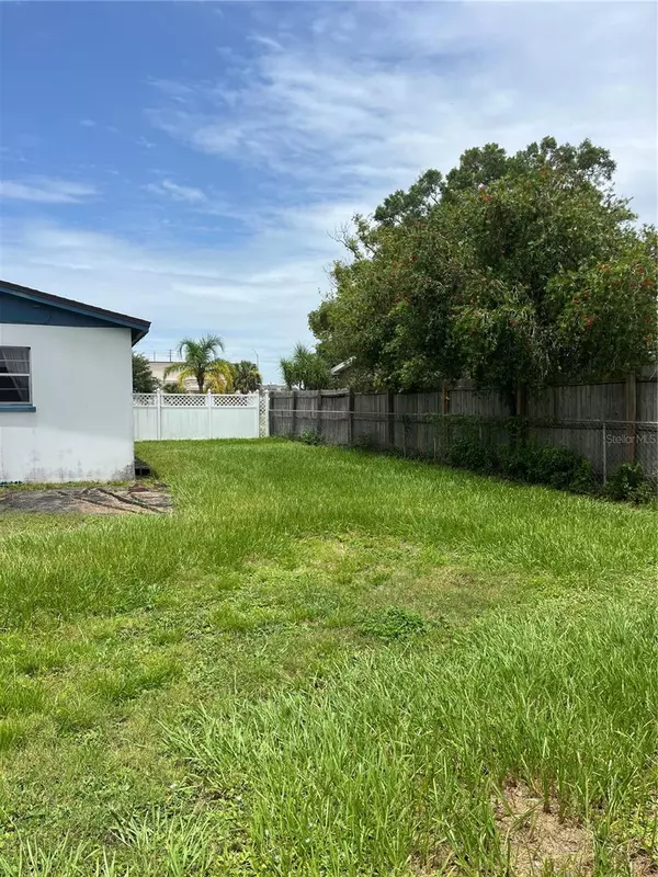 Lakeland, FL 33809,5907 SHARON LN
