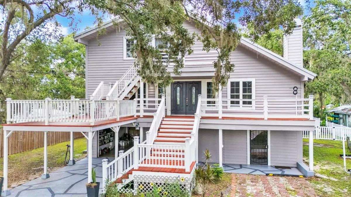 Gibsonton, FL 33534,9934 PENINSULAR DR