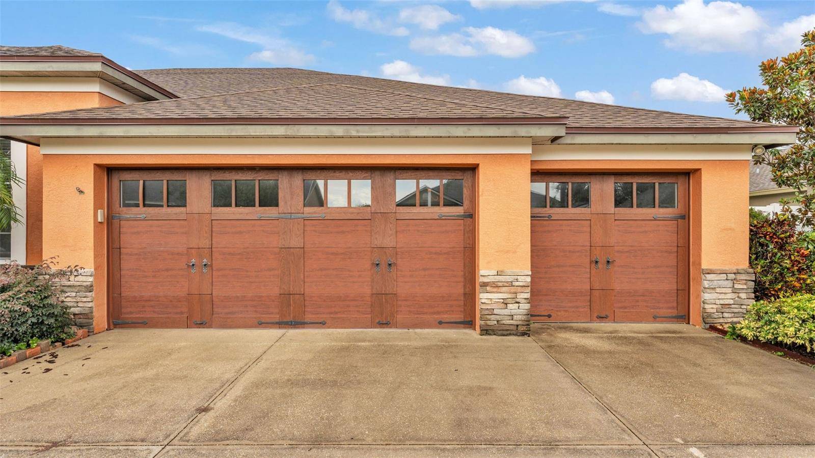 Lakeland, FL 33812,5446 PEBBLE BEACH DR