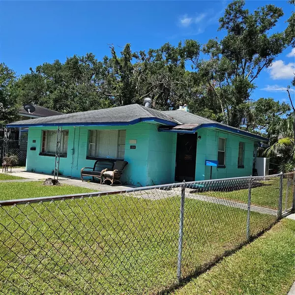 St Petersburg, FL 33705,2505 7TH ST S