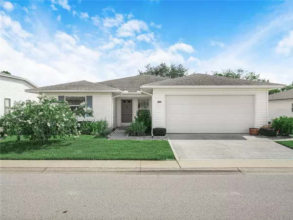 2012 LONG BOAT DR, Lakeland, FL 33810