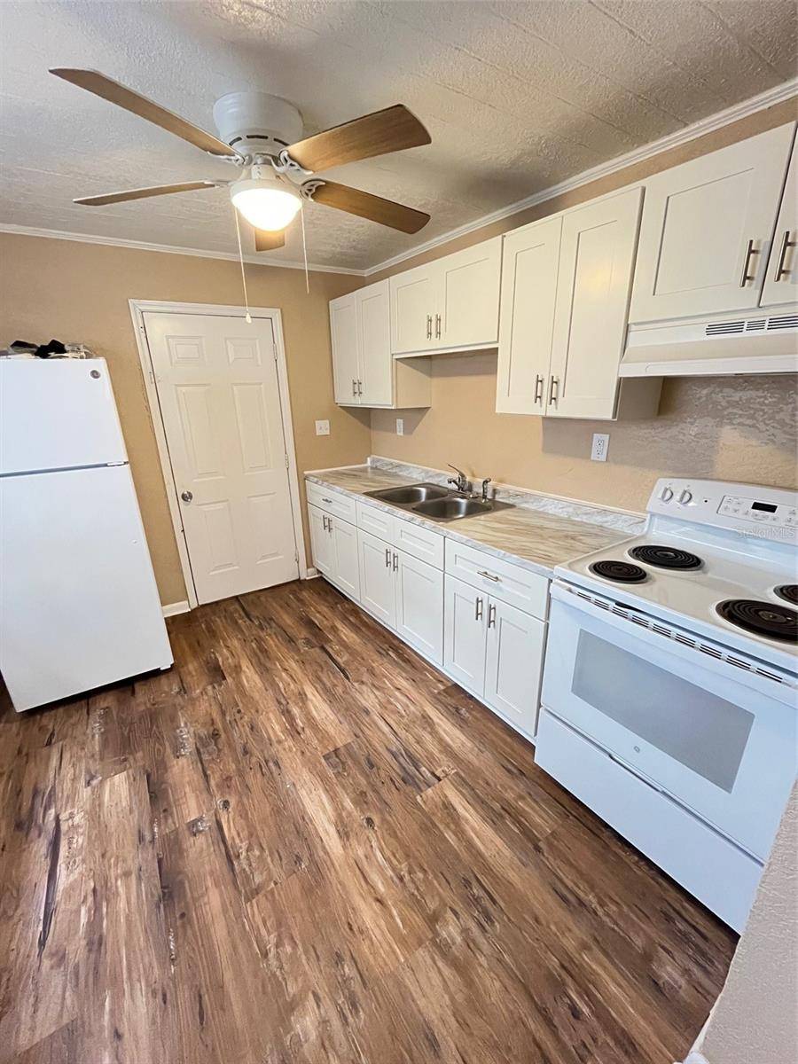 Winter Haven, FL 33881,1736 3RD ST NW #B
