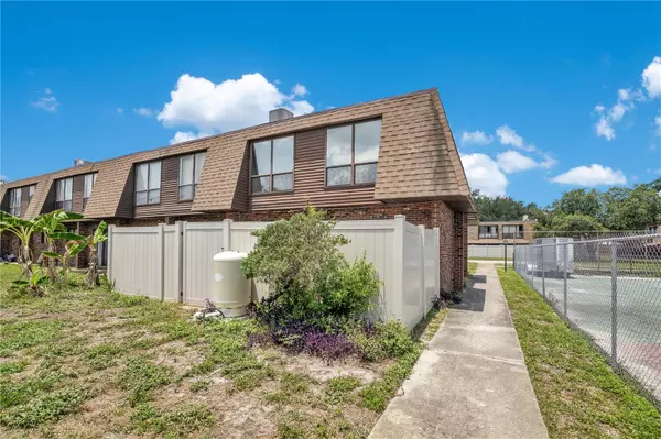 Lakeland, FL 33801,1836 N CRYSTAL LAKE DR #11