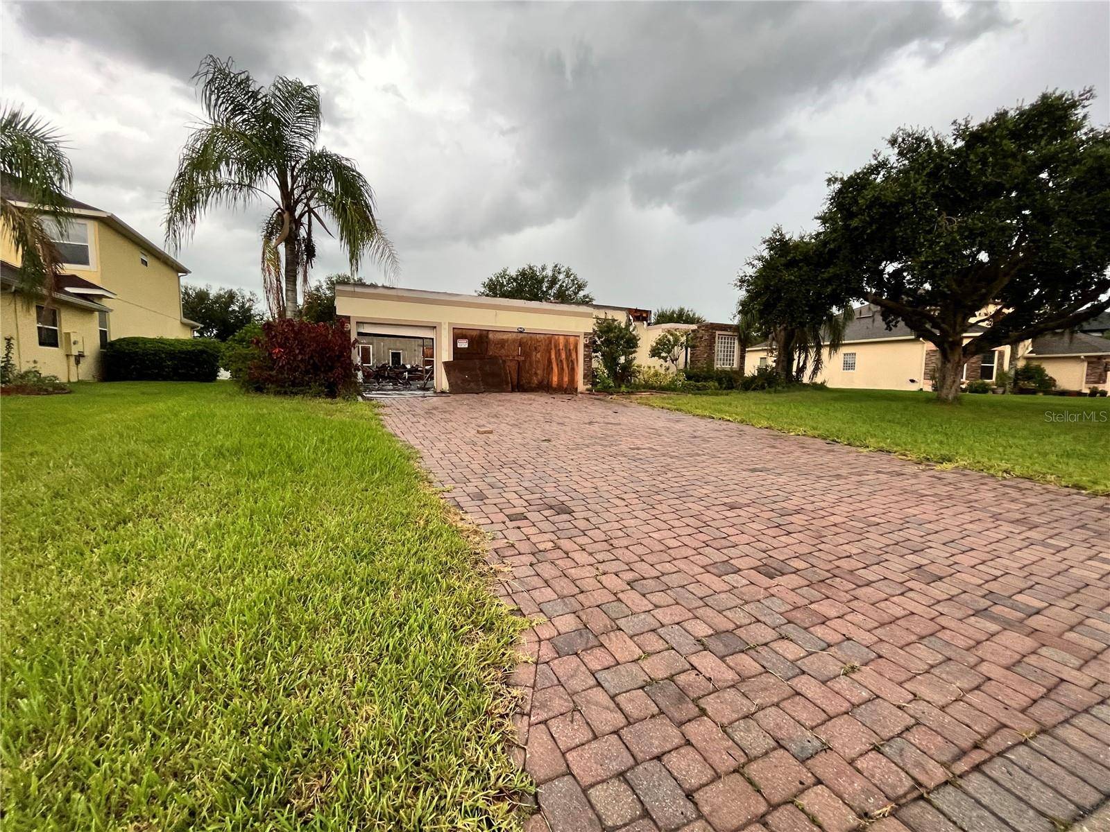 945 CLASSIC VIEW DR, Auburndale, FL 33823
