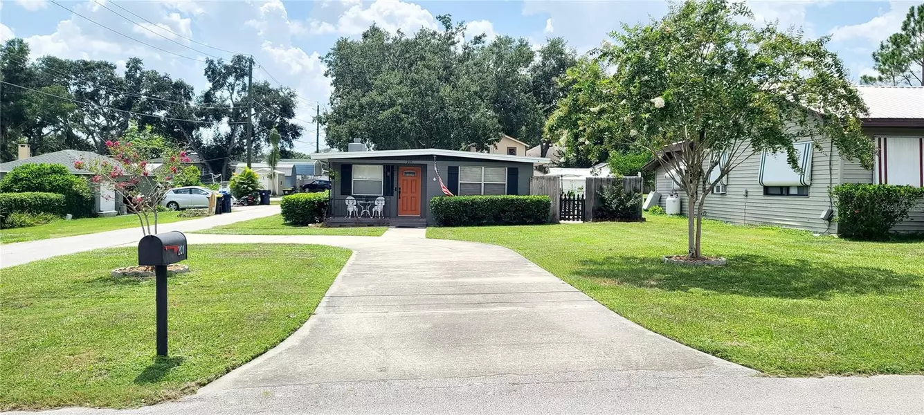 201 OSCEOLA ST, Auburndale, FL 33823