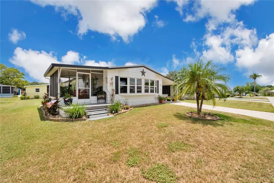 4973 FOXWOOD LAKE DR, Lakeland, FL 33810