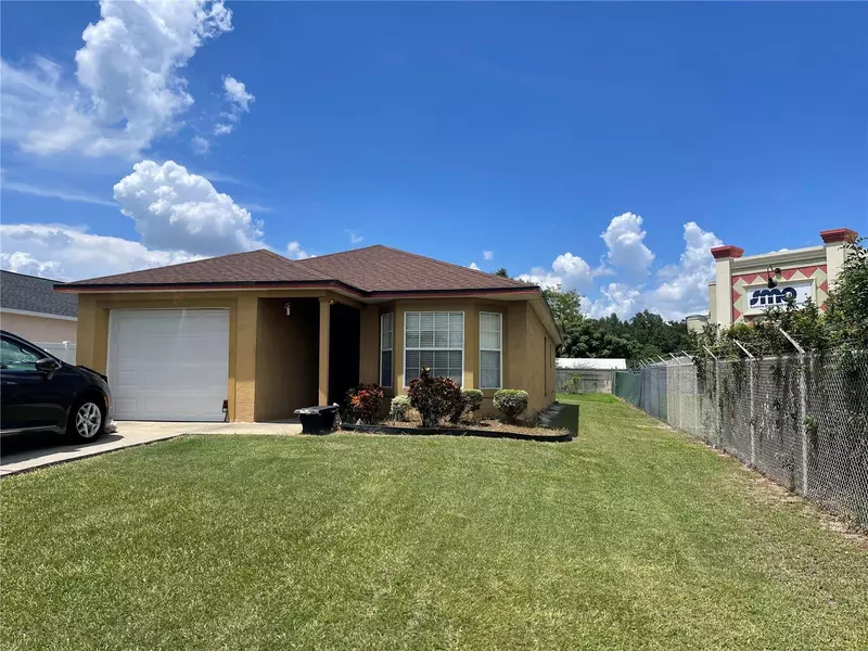 2418 N CRYSTAL LAKE DR, Lakeland, FL 33801