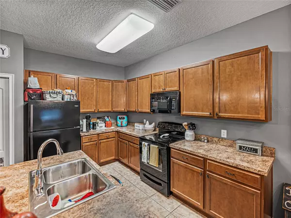 Lakeland, FL 33805,5536 HURON WAY