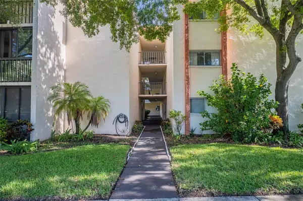Lakeland, FL 33805,1130 N LAKE PARKER AVE #C226
