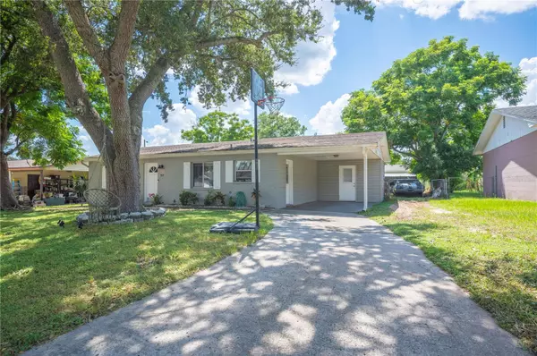 Lakeland, FL 33812,5915 MAY ST