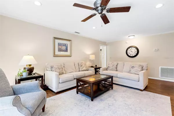 Lakeland, FL 33813,6318 OAK SQ W