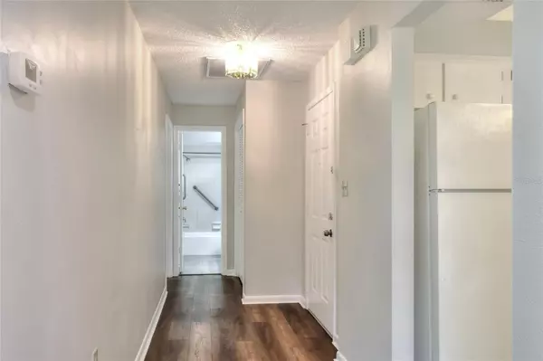 Lakeland, FL 33813,462 LAKE CAROLYN CIR