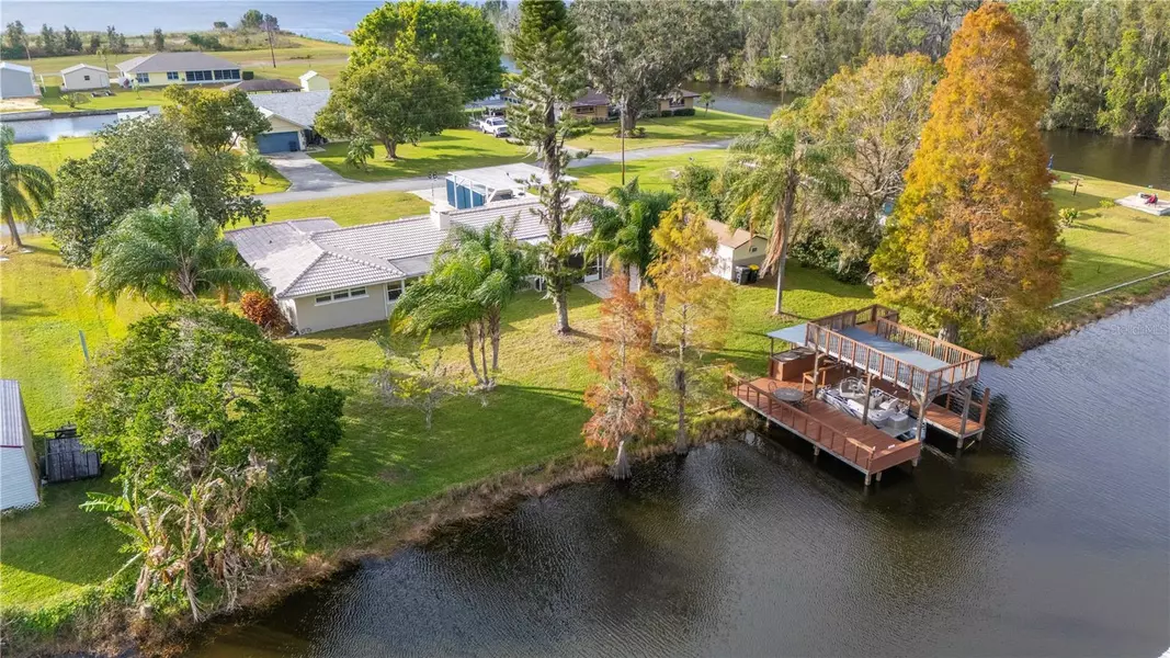 6029 AVOCADO DR, Indian Lake Estates, FL 33855
