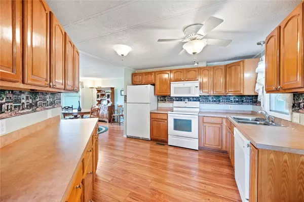 Lakeland, FL 33801,1610 REYNOLDS RD #207