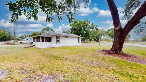 Bradley, FL 33835,410 ORANGE ST