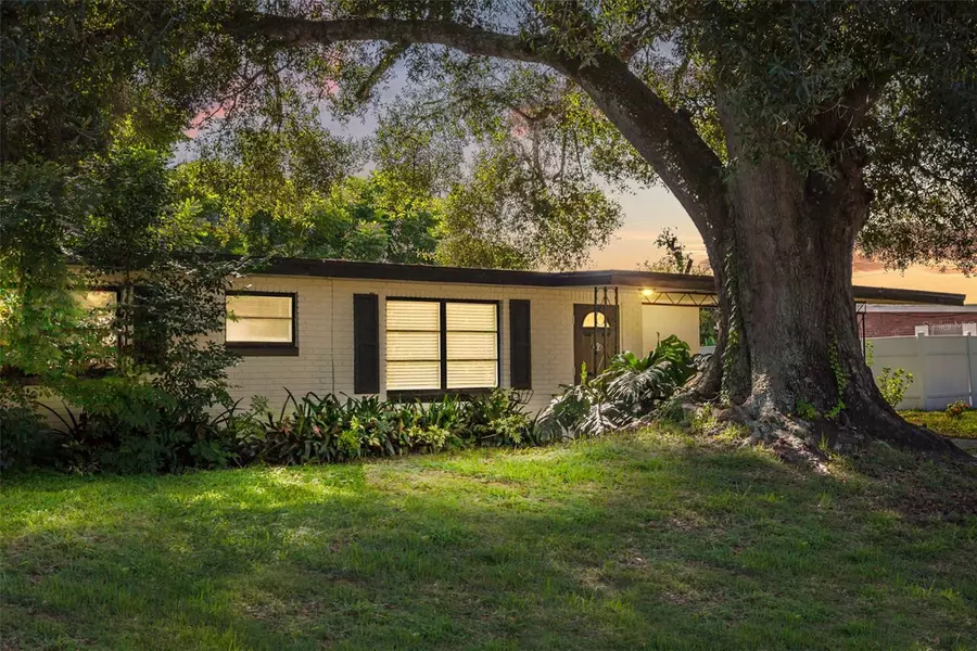 29 LAMPLIGHT LN, Winter Haven, FL 33884