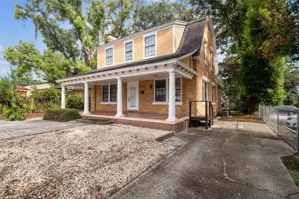 Lakeland, FL 33803,114 PALMOLA ST S