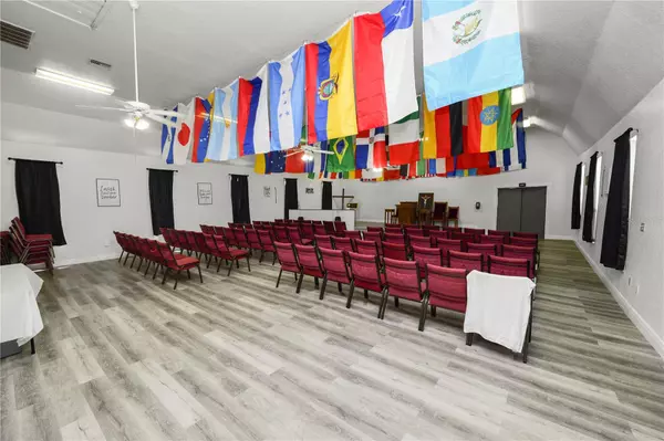 Mulberry, FL 33860,5701 MCDUFFIE AVE