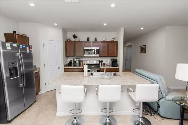 Winter Haven, FL 33880,913 EAGLE ROCK TER