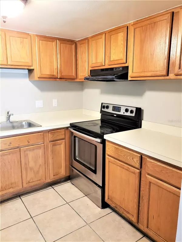 Orlando, FL 32822,4267 S SEMORAN BLVD #2