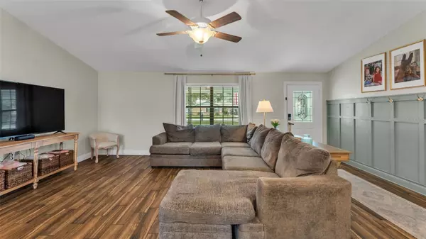 Lakeland, FL 33813,4352 IRIS ST N