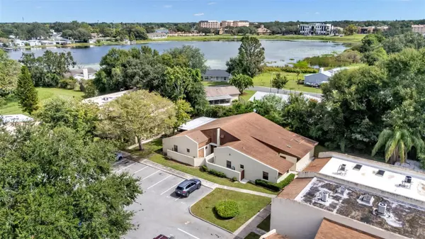 Lakeland, FL 33801,1880 N CRYSTAL LAKE DR #60