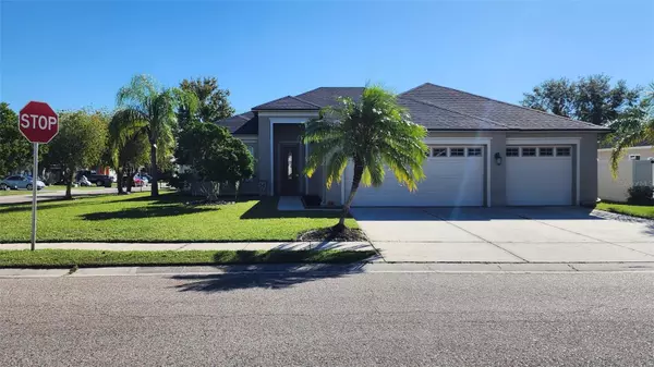 2304 HAMLET CIR, Lakeland, FL 33810