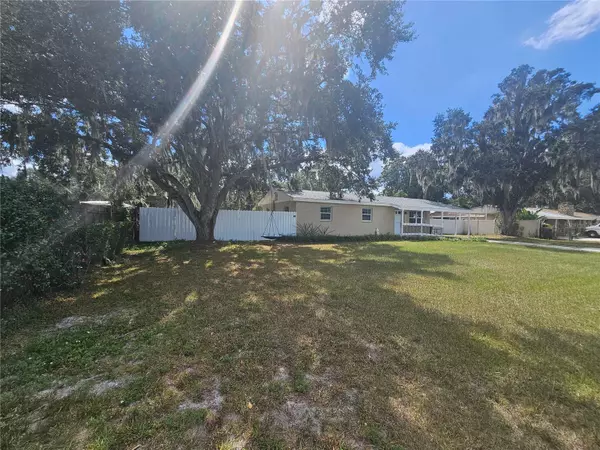 Lakeland, FL 33811,4208 RIDGE RD