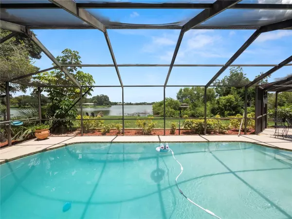Lakeland, FL 33803,2118 LAKE BENTLEY CT