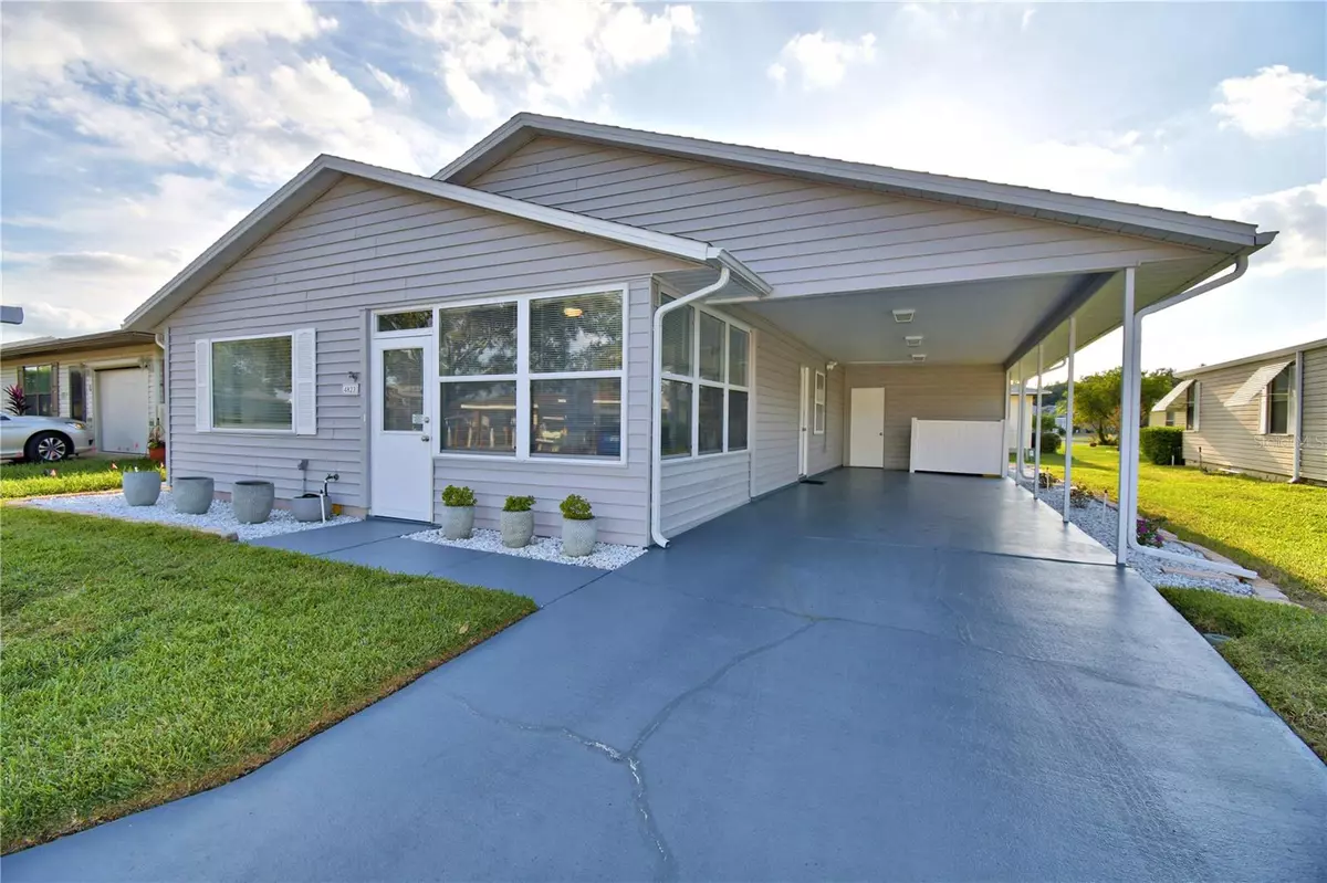 Lakeland, FL 33811,4823 COLONNADES CIR W