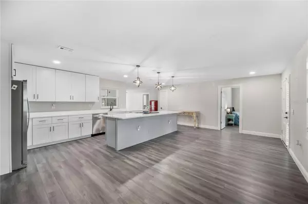 Lakeland, FL 33811,5102 WILLOWBROOK LN