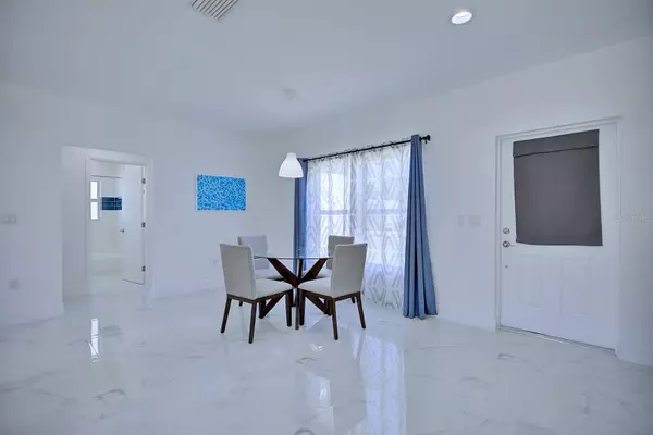 Sebring, FL 33872,827 RENAULT AVE