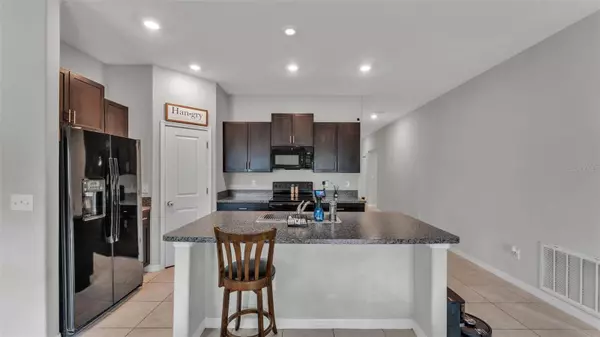 Lakeland, FL 33811,5672 KEATON SPRINGS DR