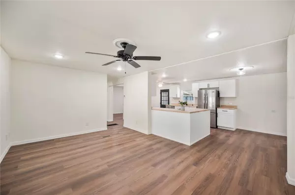 Lake Alfred, FL 33850,2160 LOIS BLVD