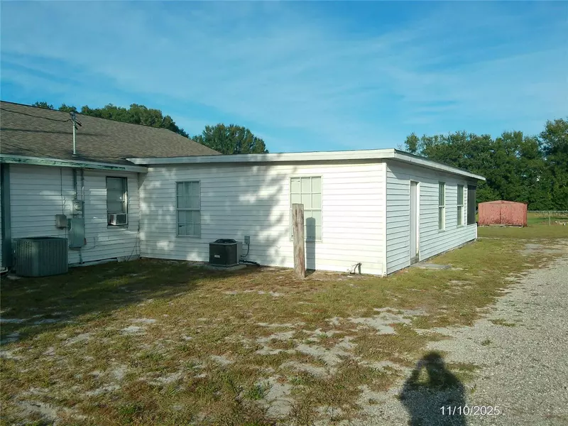 19 TENNESSEE LN #B, Auburndale, FL 33823