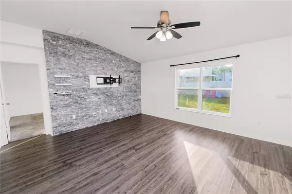 Lakeland, FL 33810,7525 IBIS DR