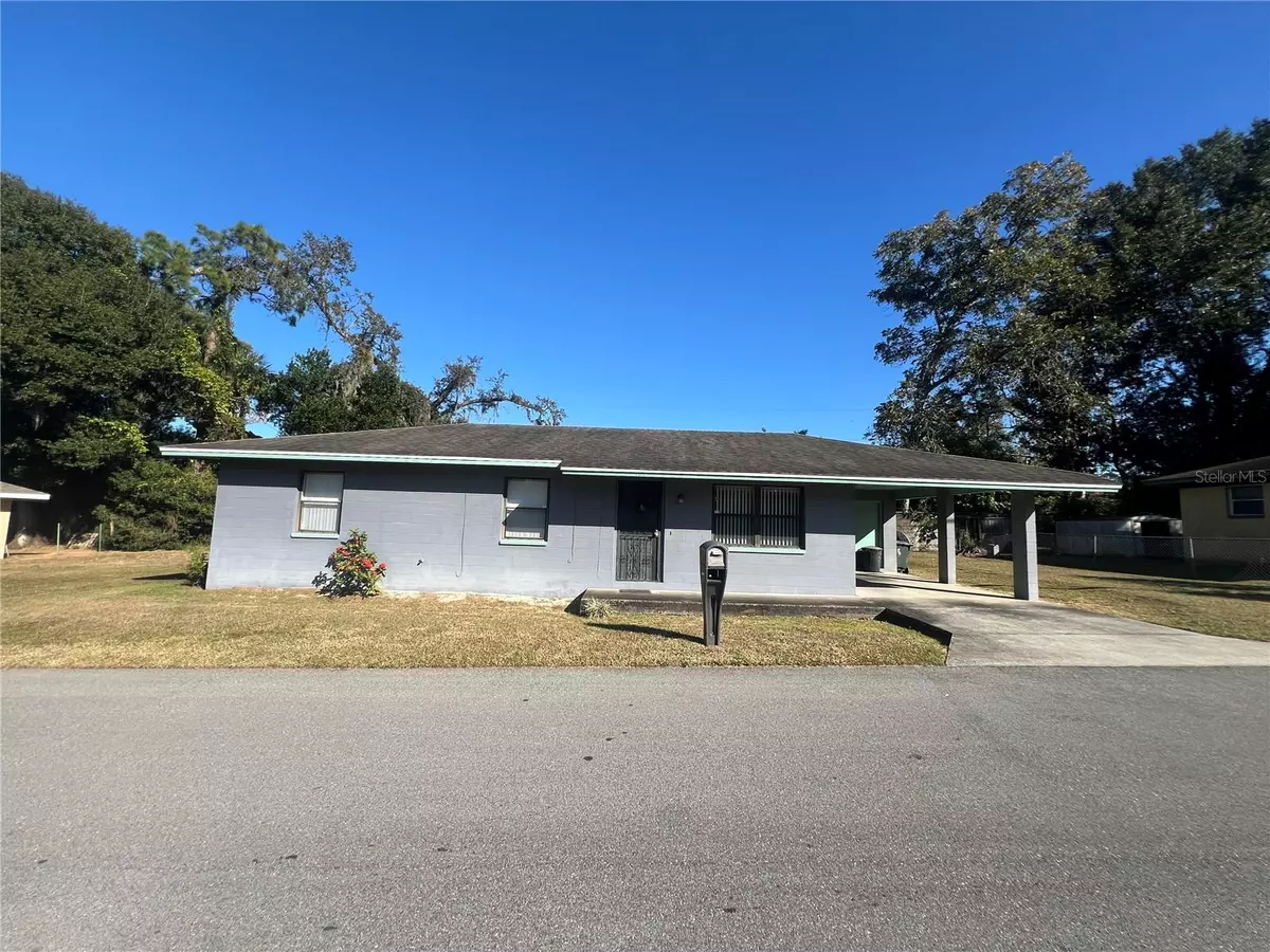 Lakeland, FL 33805,1615 BLOSSOM CIR E