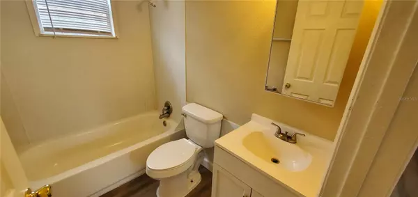 Lake Wales, FL 33853,Address not disclosed