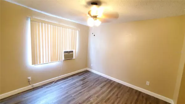 Lake Wales, FL 33853,Address not disclosed