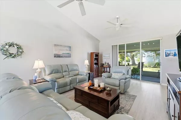 Lakeland, FL 33809,5818 MACAW PL