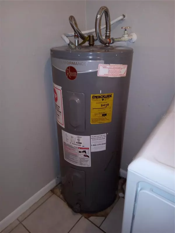 Tampa, FL 33617,6954 TROUT ST